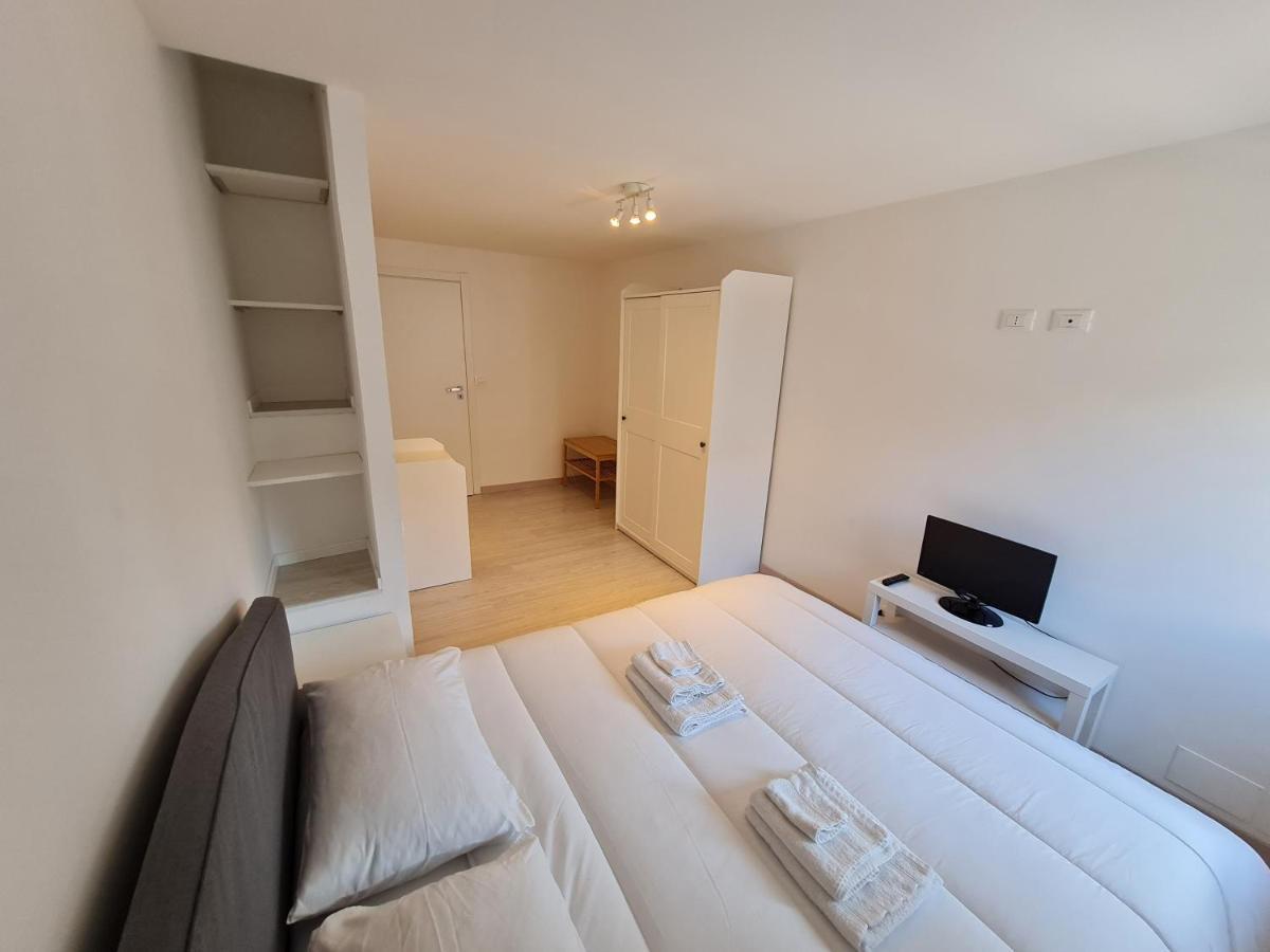 Al Castello - Aeroporto Delle Marche - Ancona Apartment Фалконара Маритима Екстериор снимка